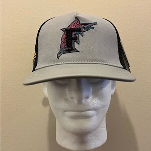 Miami Marlins Pro Standard Grey Mesh Trucker Hat - 1997 World Series Patch